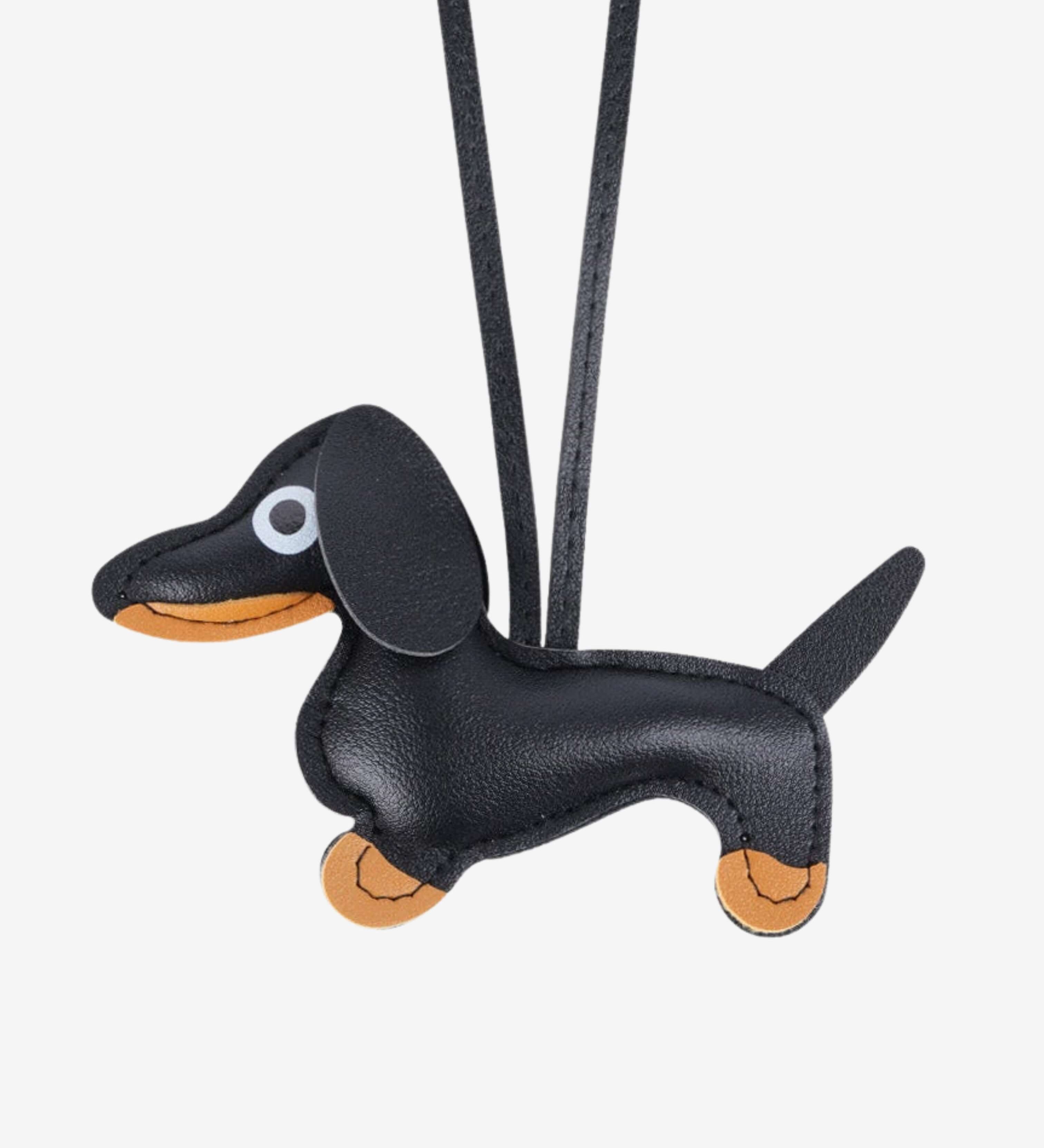 Gaelith | Dachshund Leather Bag Charm – Cute & Stylish Accessory