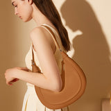 Dahlia Crescent Shoulder Bag – Sleek Black Minimalist Design