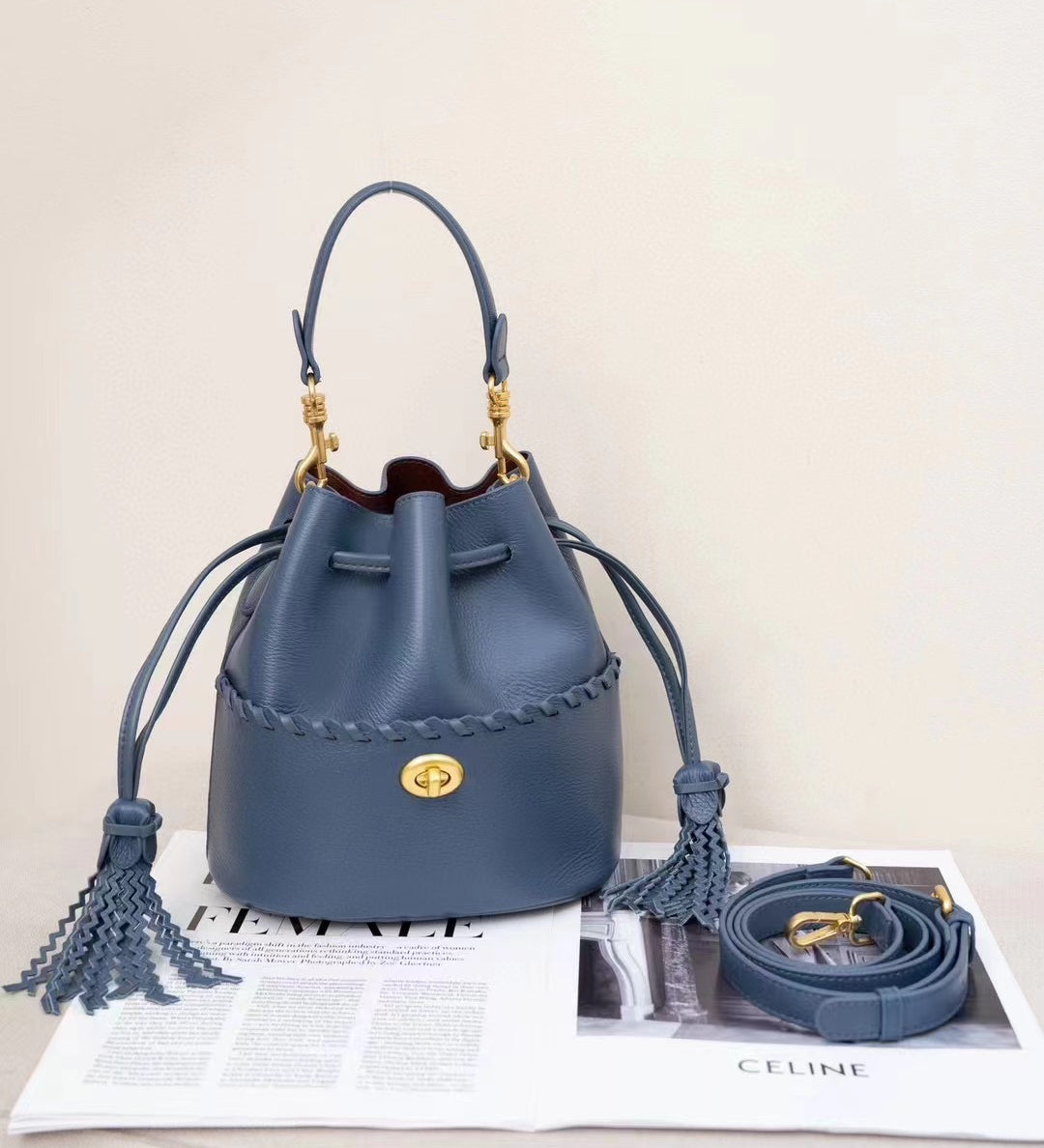 Women’s Leather Bucket Bag – Hand-Stitched Minimalist Design