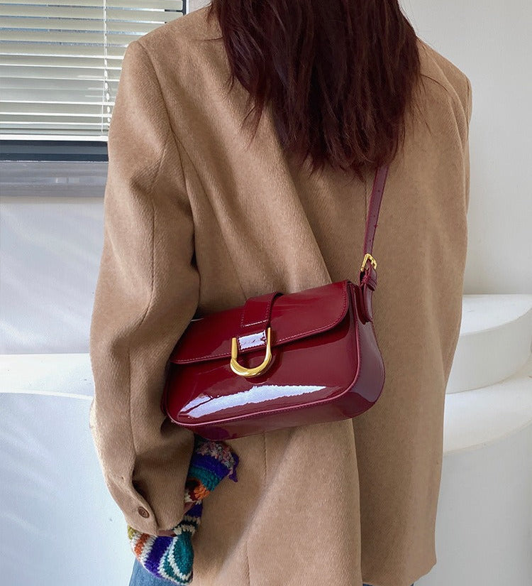 Solea | Vegan Patent PU Leather Baguette Bag – Adjustable Strap & Gold D-Buckle