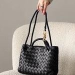 Alyn | Black Woven Leather Tote Bag Mijn winkel