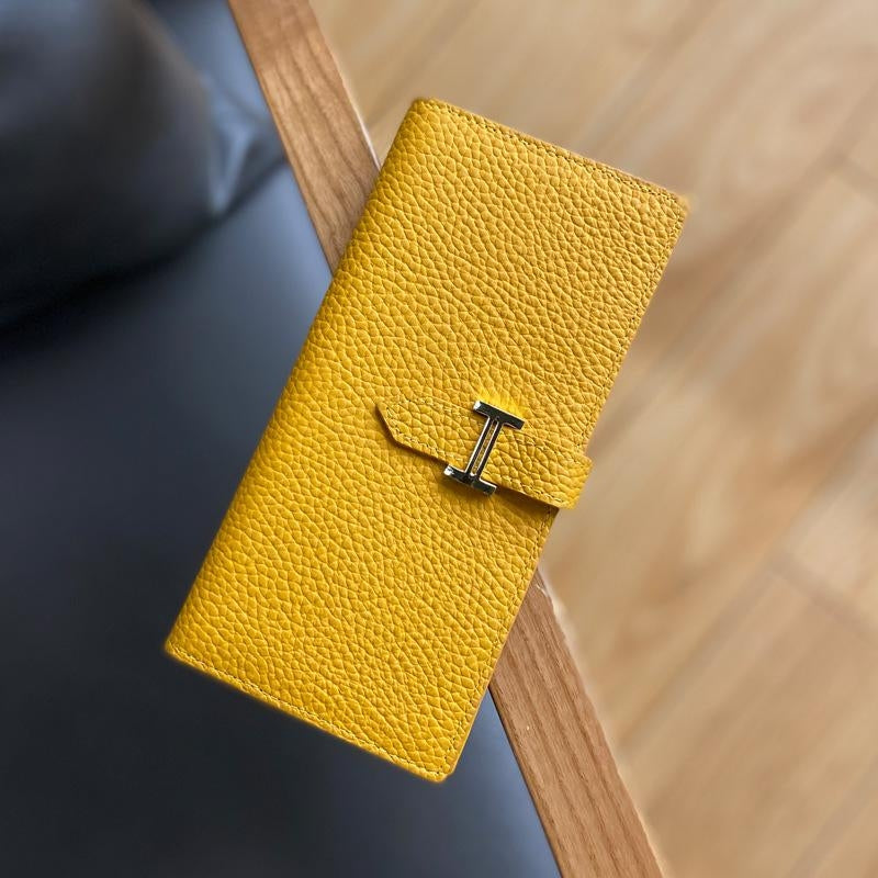 Lily | Black Pebbled Leather Wallet – Timeless Elegance & Functionality