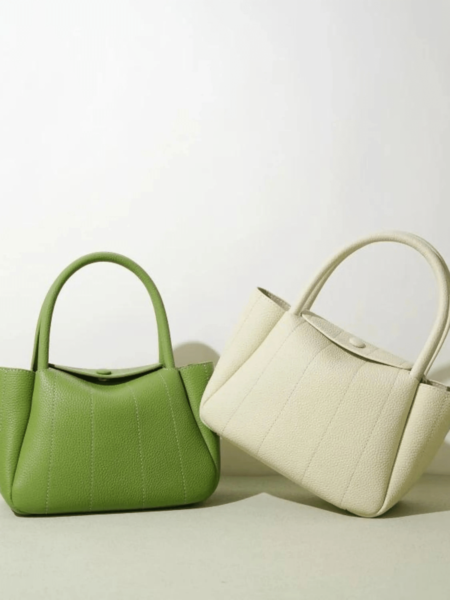 Chloe | Vibrant Green Pebbled Leather Tote Aurora-Bags