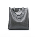 Alma | Classic Leather Tote Bag – Slim Handles & Spacious Interior