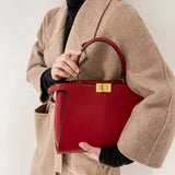 Aurora | Caramel Leather Tote – Sophisticated & Timeless