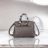 Isla | Premium Vegan Leather Handbag – Elegant & Timeless