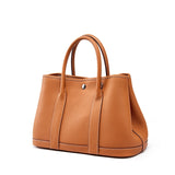 Zelindra | Black Leather Handbag – Classic & Sophisticated