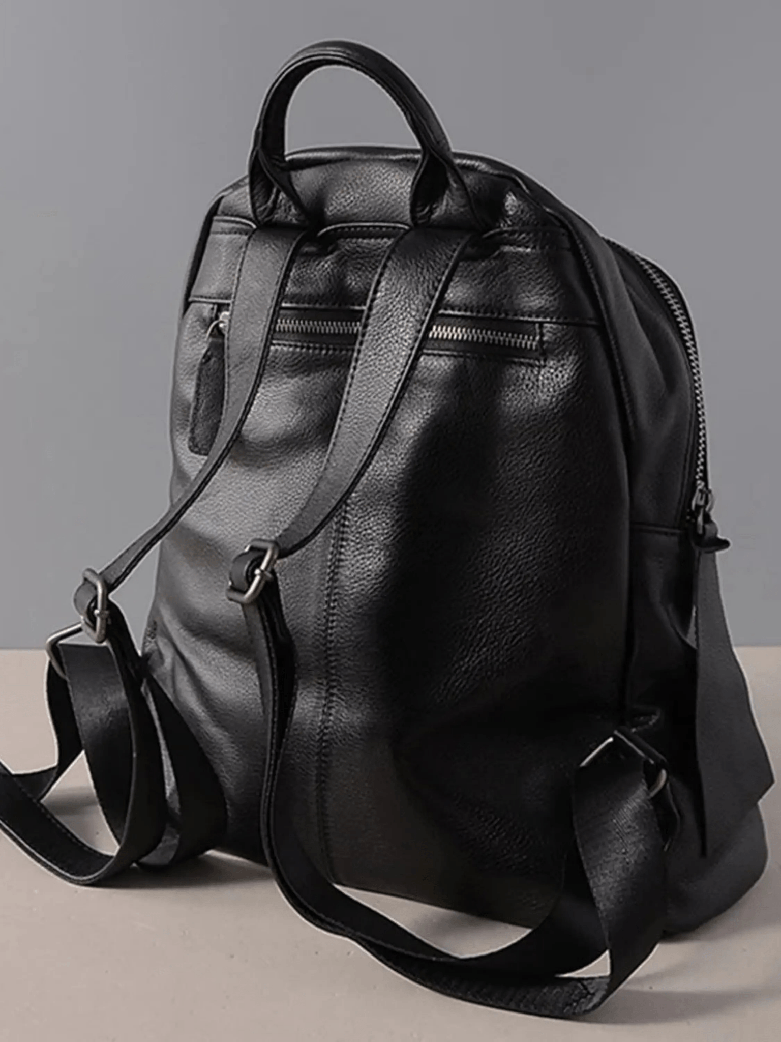 Lily | Sleek Leather Backpack with Minimalist Design Aurora-Bags