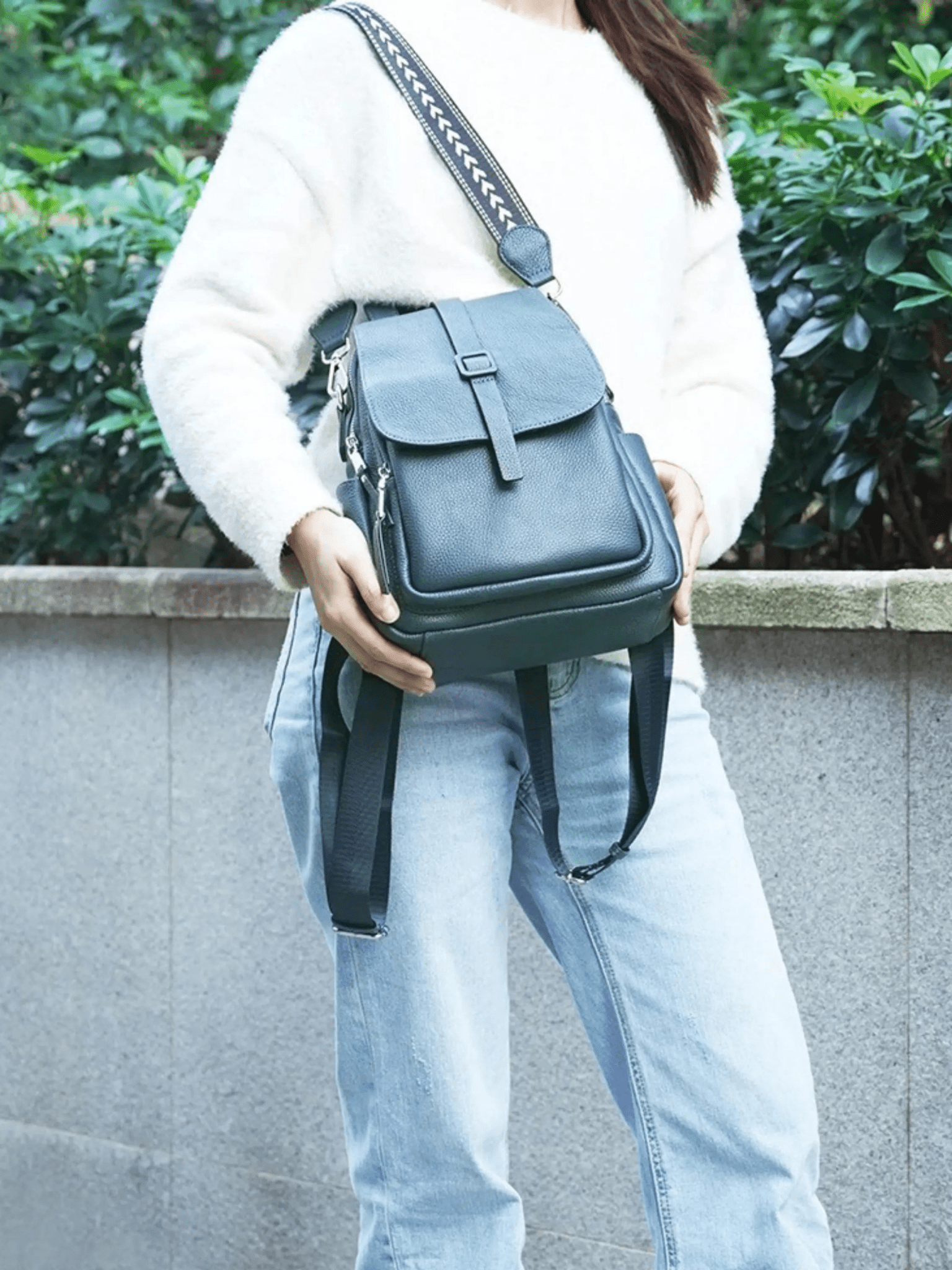 Nova | Compact Leather Backpack with Structured Design Aurora-Bags