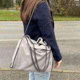 Large Tote Bag with Gold Chain Handle – Stylish Shoulder Handbag