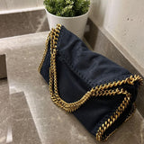 Large Tote Bag with Gold Chain Handle – Stylish Shoulder Handbag