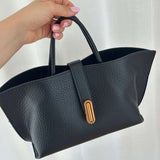 Structured Tote Handbag – Elegant Everyday Shoulder Bag for Work & Outings