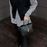 Structured Tote Handbag – Elegant Everyday Shoulder Bag for Work & Outings