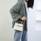 Elvessa | Ivory Structured Handbag – Elegant & Timeless